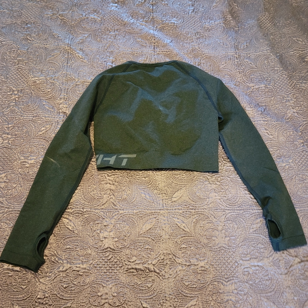 Medium Scrunch Front ECHT Crop Top - Picture 2 of 3